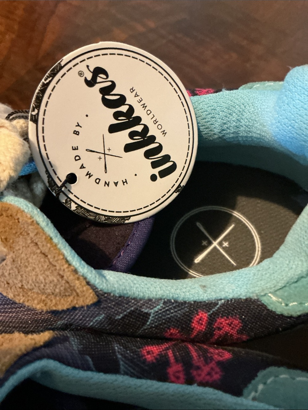 NEW INKKAS TENNIS SHOE - Picture 8 of 8